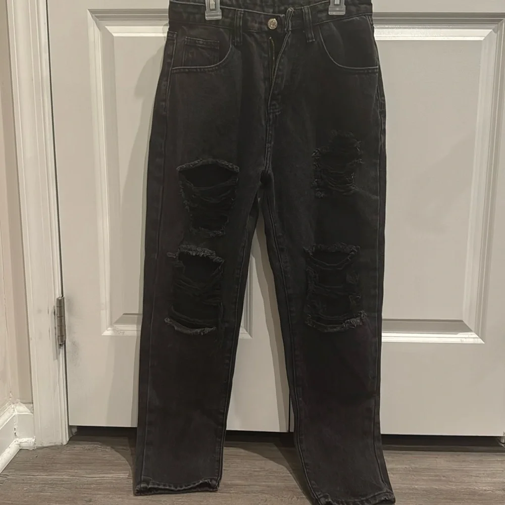 Black Ripped Jeans - Picture 1 of 2